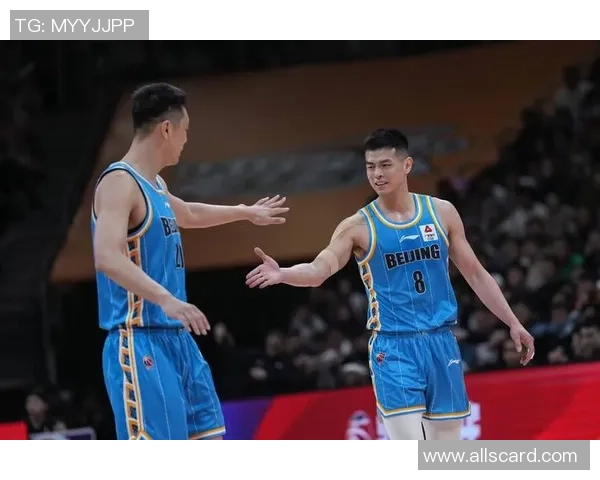 方硕在篮球赛场的崛起与挑战:从新星到球队核心的成长之路